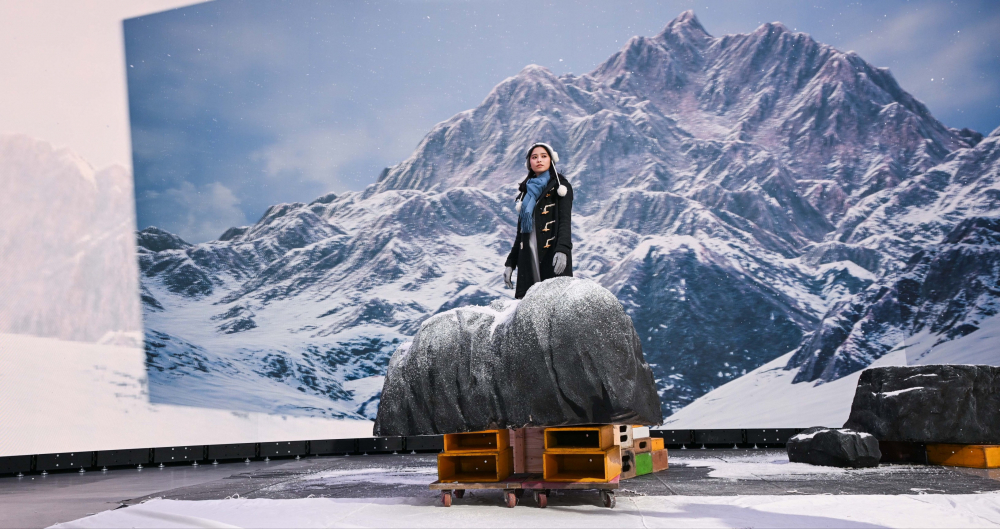 ���_(d��)�@ʾ�����I(y��)�{(di��o)У���g(sh��)�c�������b��(j��ng)�(y��n)��ʹ�@ʾ���ʬF(xi��n)��(chu��ng)��������_(d��)�ľ��@��(n��i)�ݣ�׌�������г���ʽ�R����ʹ�ݳ�����