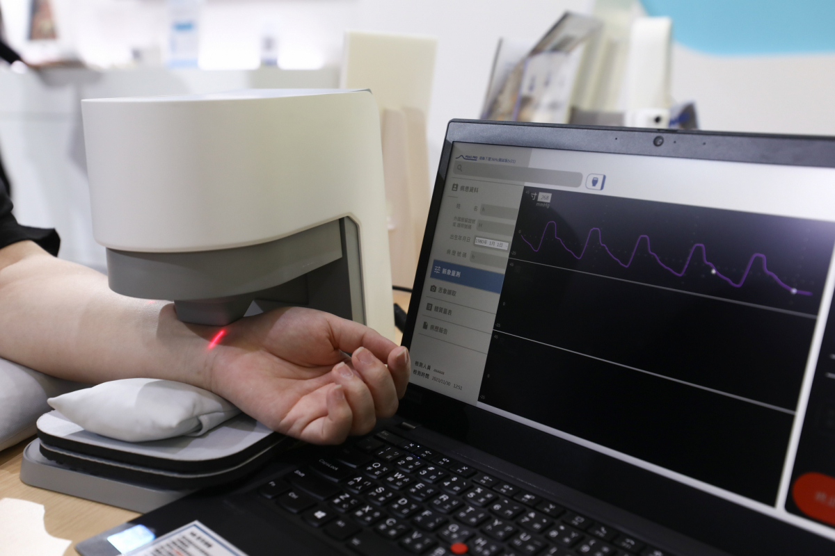 ���_�ſ��}��z�yϵ�y(t��ng)͸�^��X���ʿ�������ϵ�y(t��ng)��߀ԭ���t(y��)����ָ���}�^�̵��e���������ַ������}������D(zhu��n)���ɔ�(sh��)��(j��)�����F(xi��n)�ǻ��t(y��)�����ʴ_��